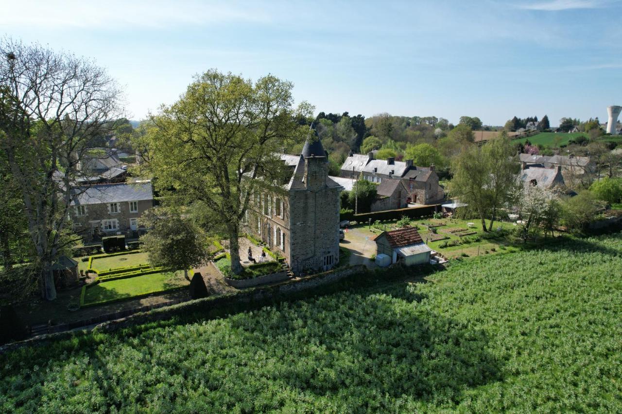 Le Manoir De La Bigotiere Bed & Breakfast Pleslin-Trigavou Exterior photo