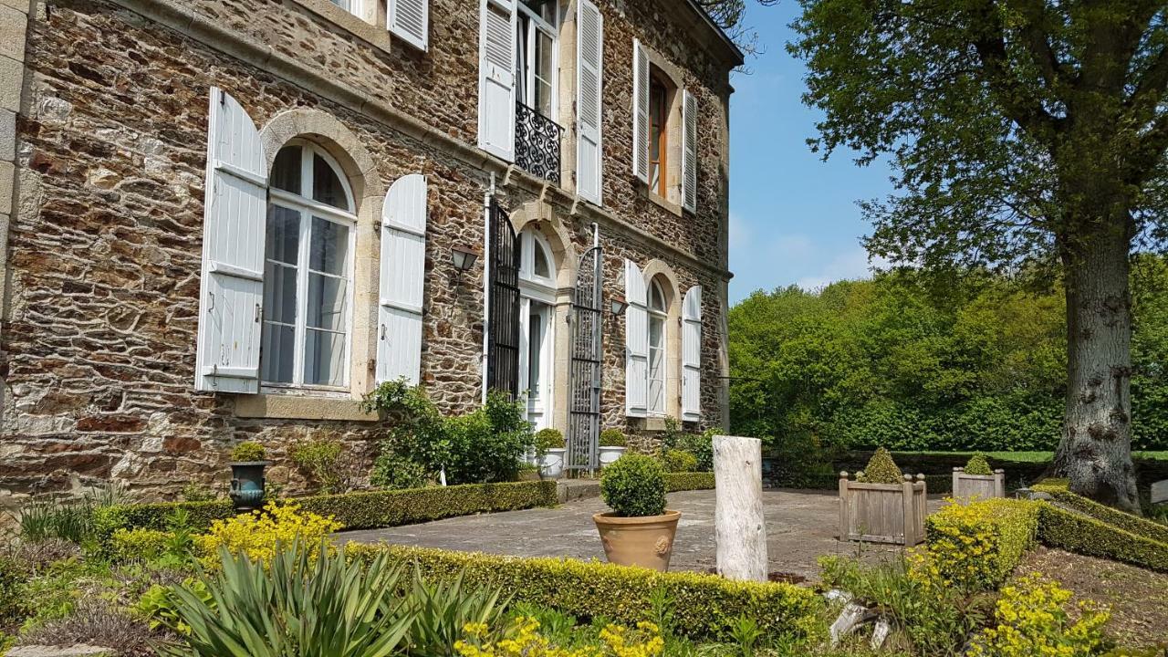 Le Manoir De La Bigotiere Bed & Breakfast Pleslin-Trigavou Exterior photo