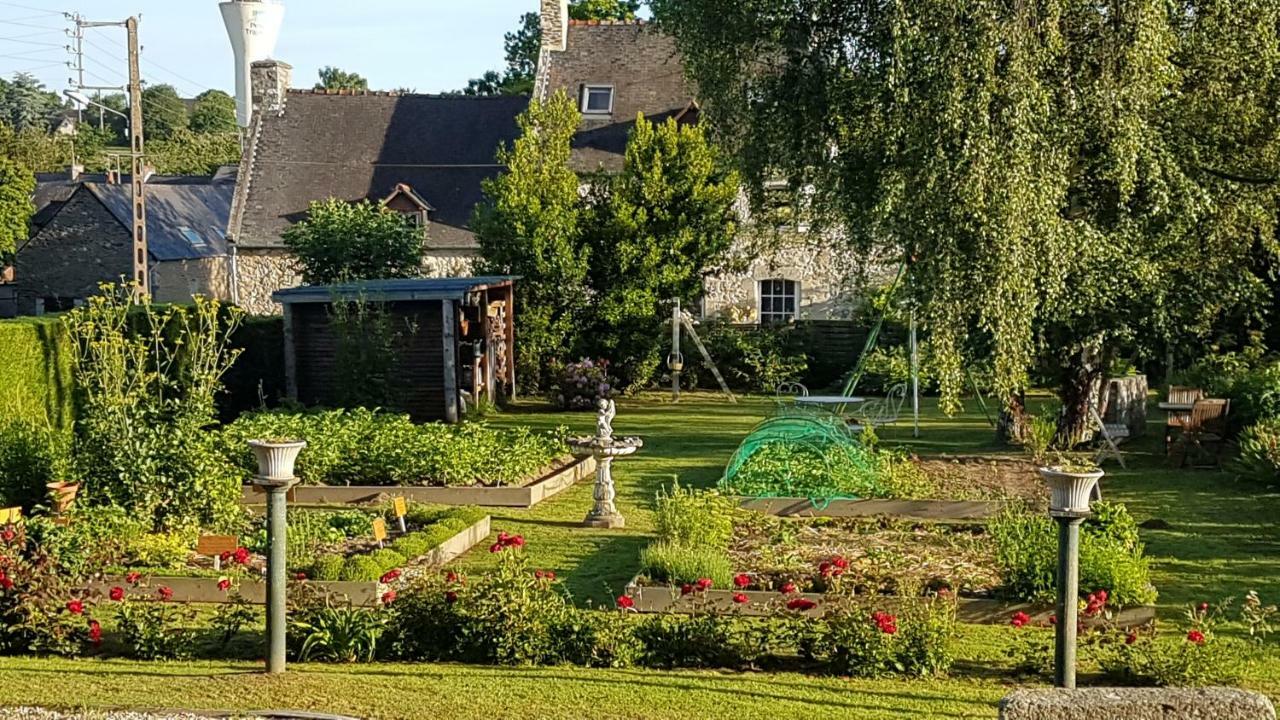 Le Manoir De La Bigotiere Bed & Breakfast Pleslin-Trigavou Exterior photo
