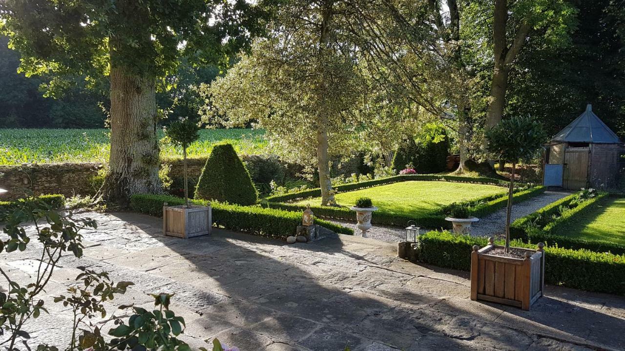 Le Manoir De La Bigotiere Bed & Breakfast Pleslin-Trigavou Exterior photo